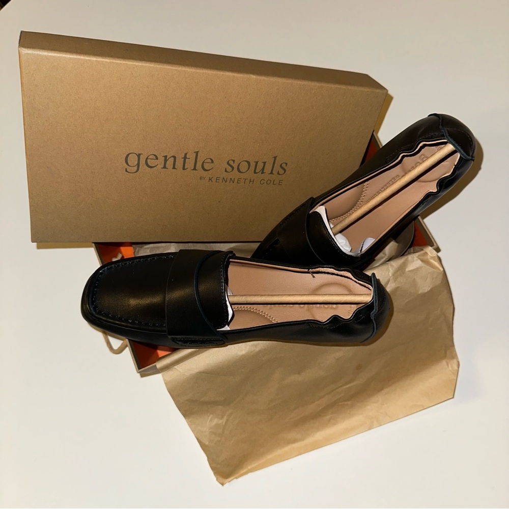 [NEW] Gentle Souls by Kenneth Cole Sophie Leather Loafers